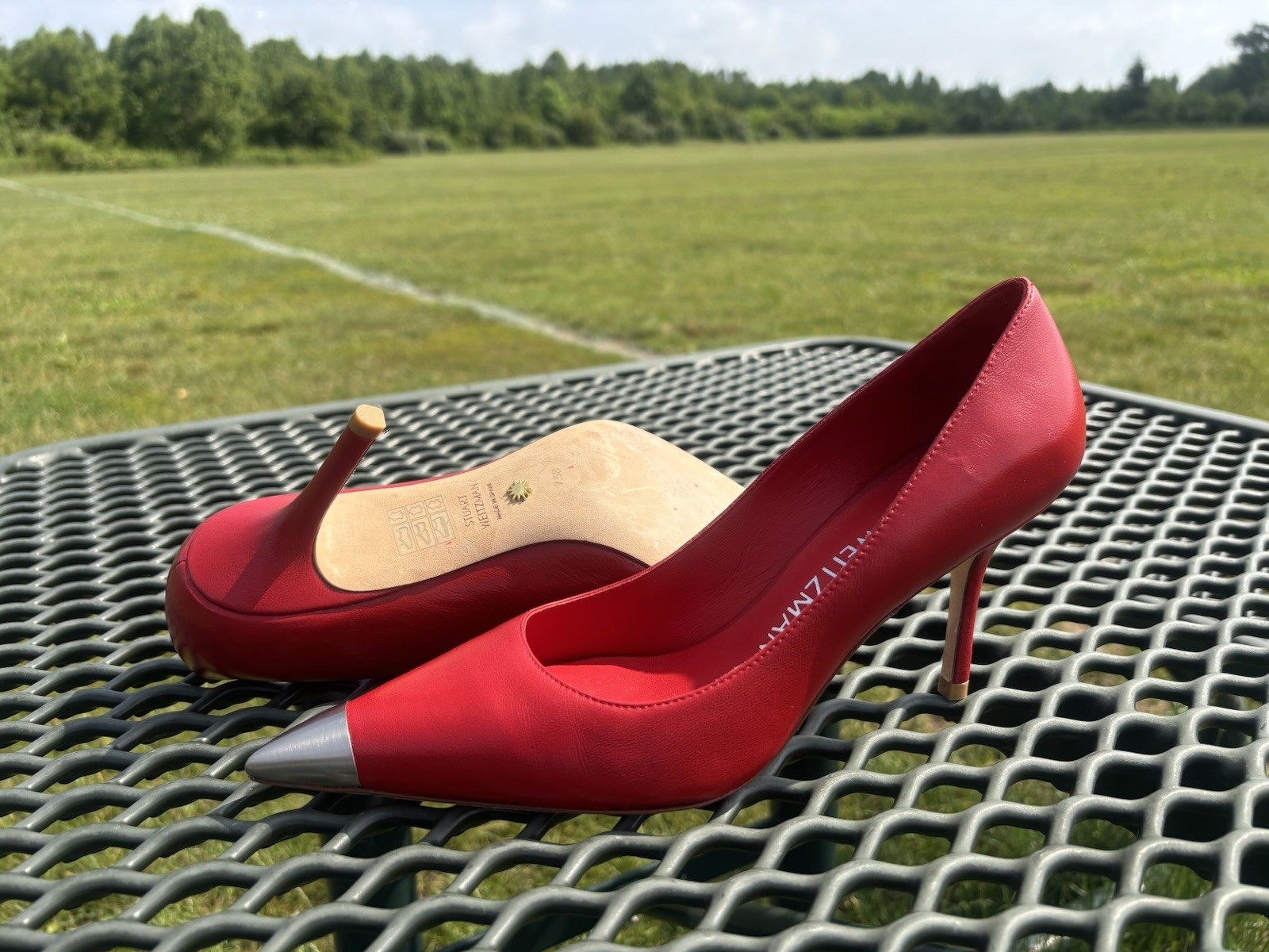 Stuart Weitzman STUART CAPSIZE 85 Pump Size 7.5B Red Brushed SILVER MSP$495