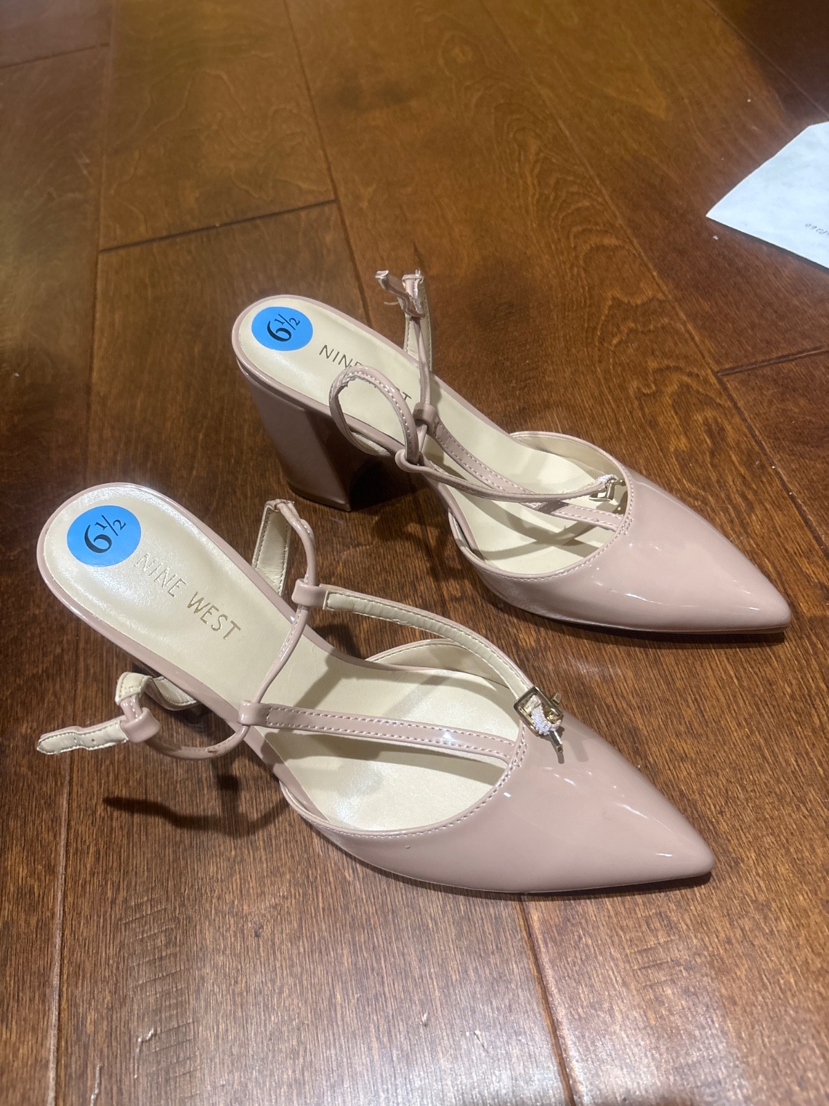 New without box, good condition, Nine West T-strap blush ladies shoes size 6 1/2