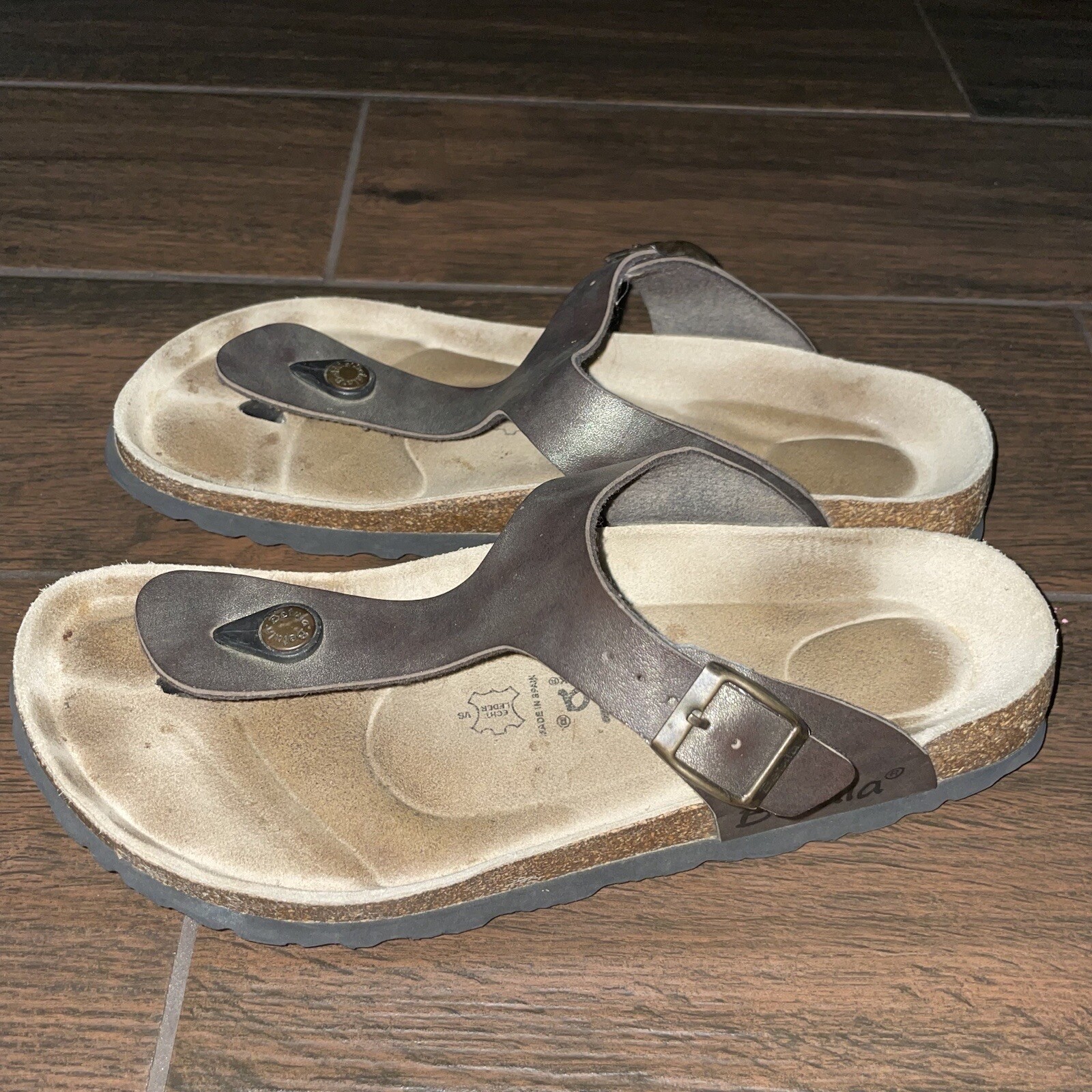 RARE Birkenstock Betula Gizeh Sandals 40 L9 Slides Bronze Metallic