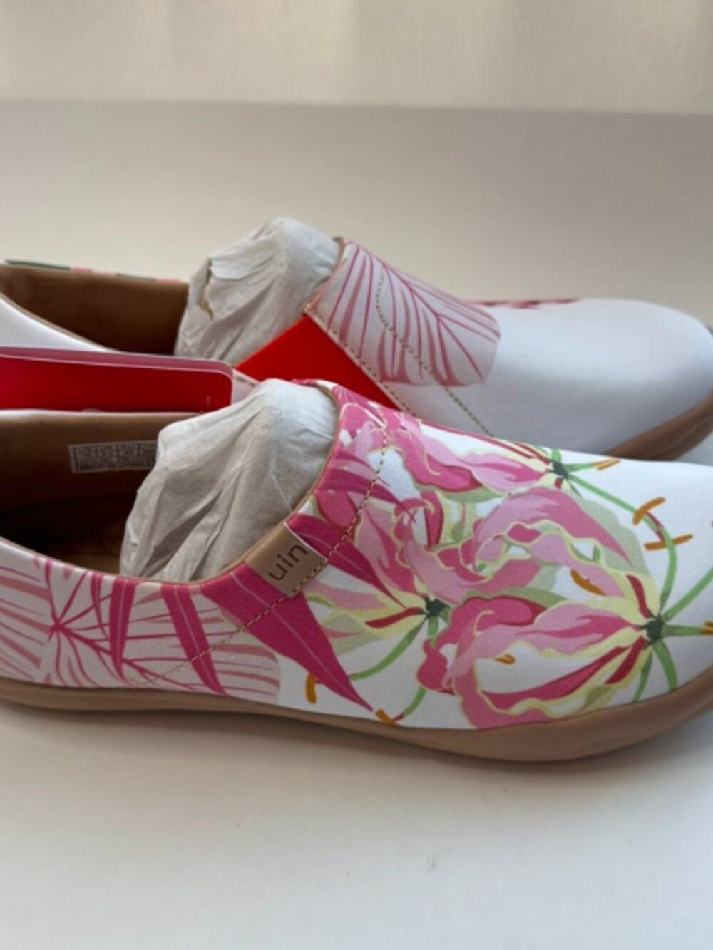 Size 10 UIN Tropical Blossom Slip-On Shoes Women’s Comfortable Canvas Slip On