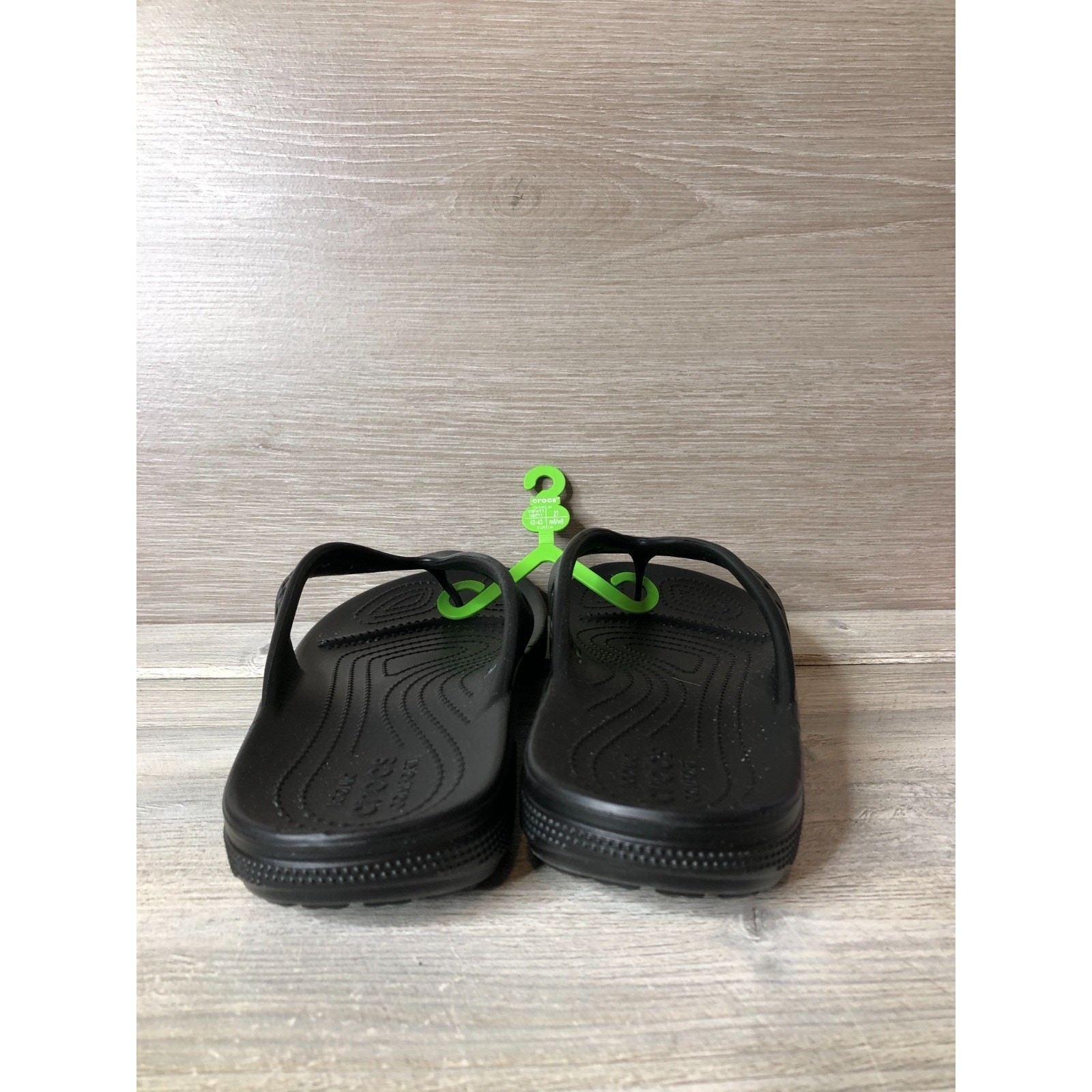 Crocs Women’s Baya Black Flip Flop w 11 m 9 Sandals
