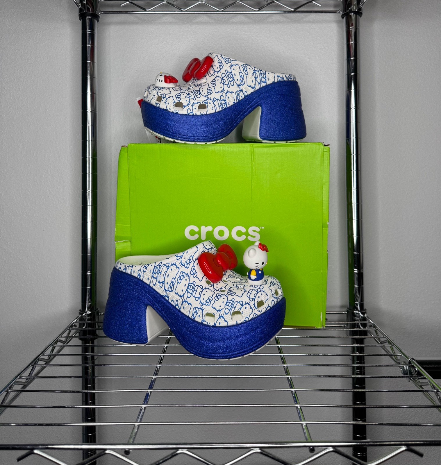 Women’s – Crocs Siren Clog x Hello Kitty ’50th Anniversary’ 209451-100