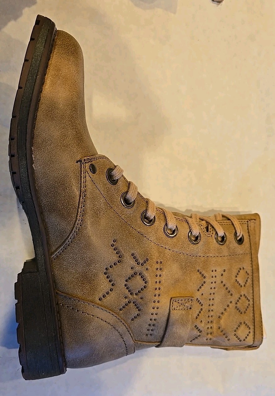 Roxy Tierra ARJB700263 Side-Zip Boots Beige Women’s Size 8 (New See Description)