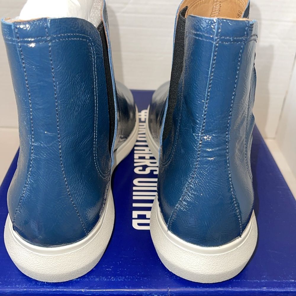 Brothers United Womens Connecticut Blue Chelsea Boots Size 10.5 Medium (B, M)