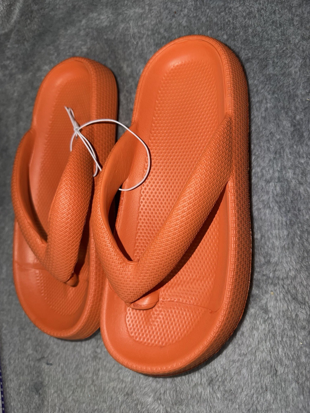 Unisex Orange Flip Flops Cloud Slides Sandals ( 40-41) Women’s 8.5-9.5