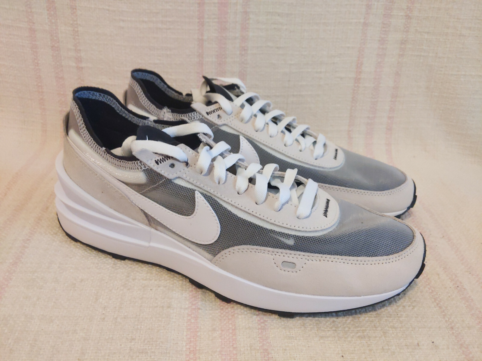 W Nike Waffle One White Grey Black DC2533 102 Women’s Shoes Size 11 (=Men 9.5)