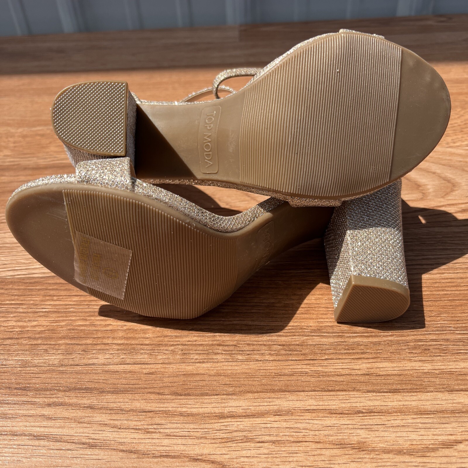Top Moda Hannah Metallic Champagne Glitter Heels Ankle Strap Size 5.5 NEW