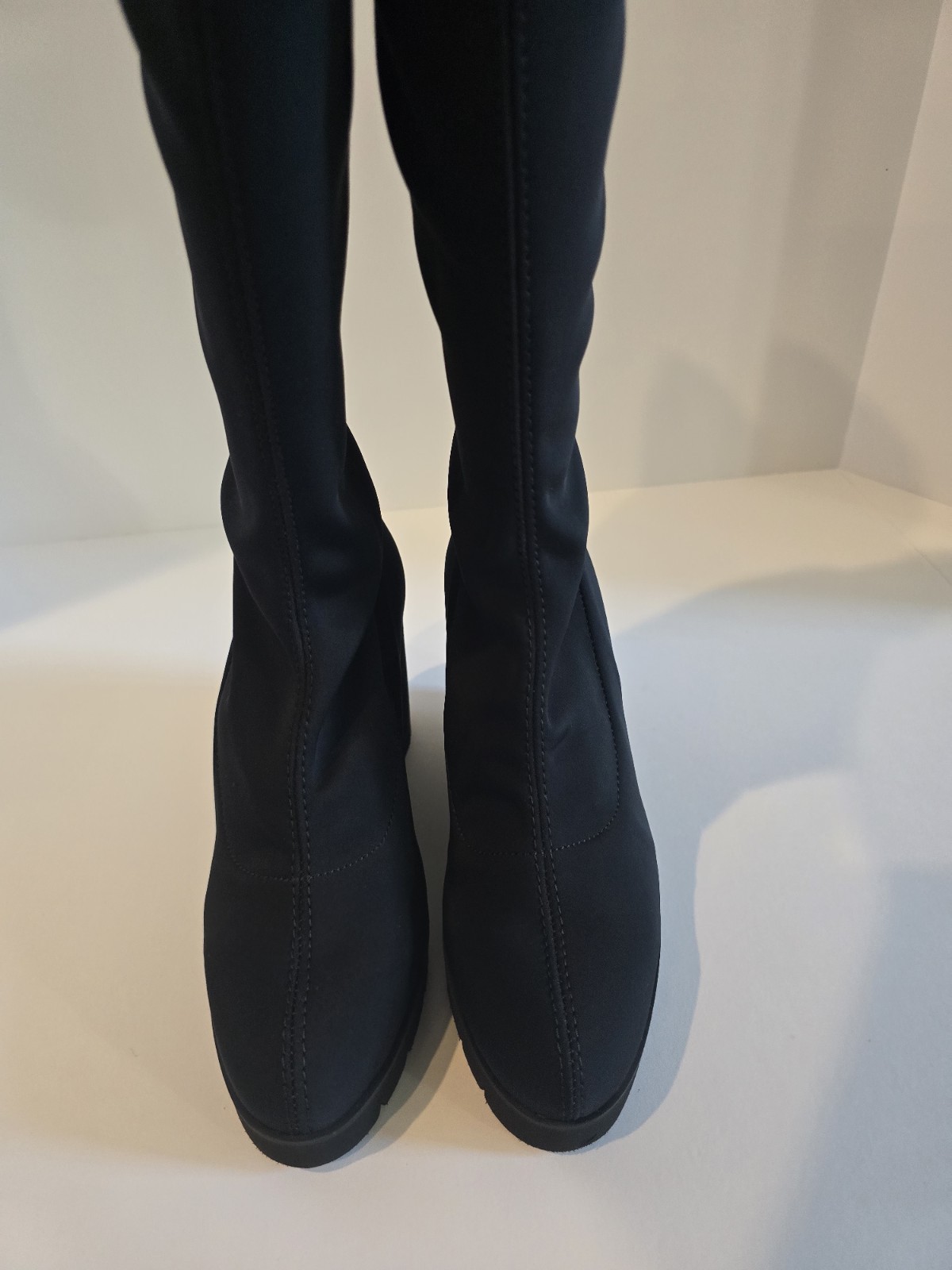 La Canadienne Getup Black Micro Stretch Size 6 M