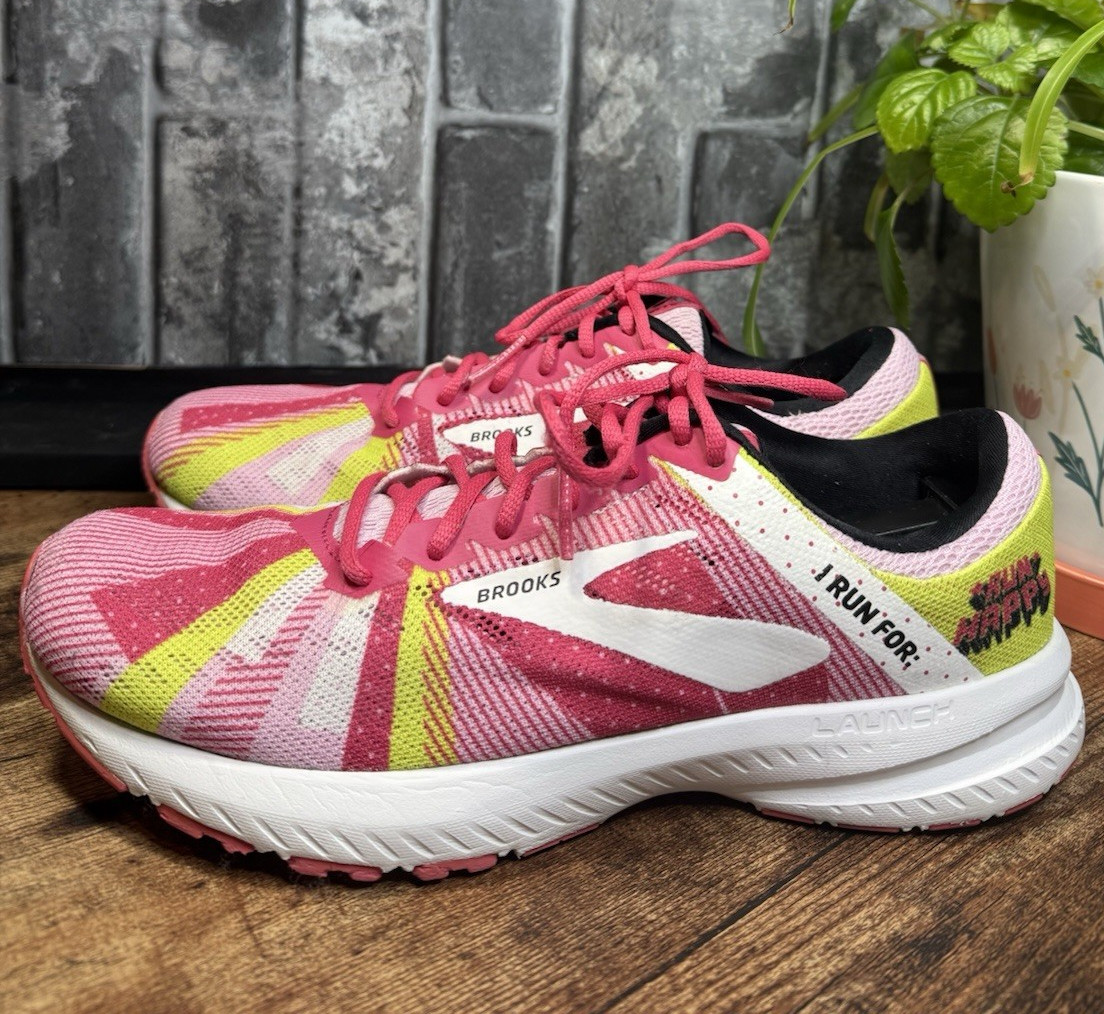 Brooks Launch 6 Women’s Pink/White/Yellow Low Top Lace-Up Logo Mesh Rubber