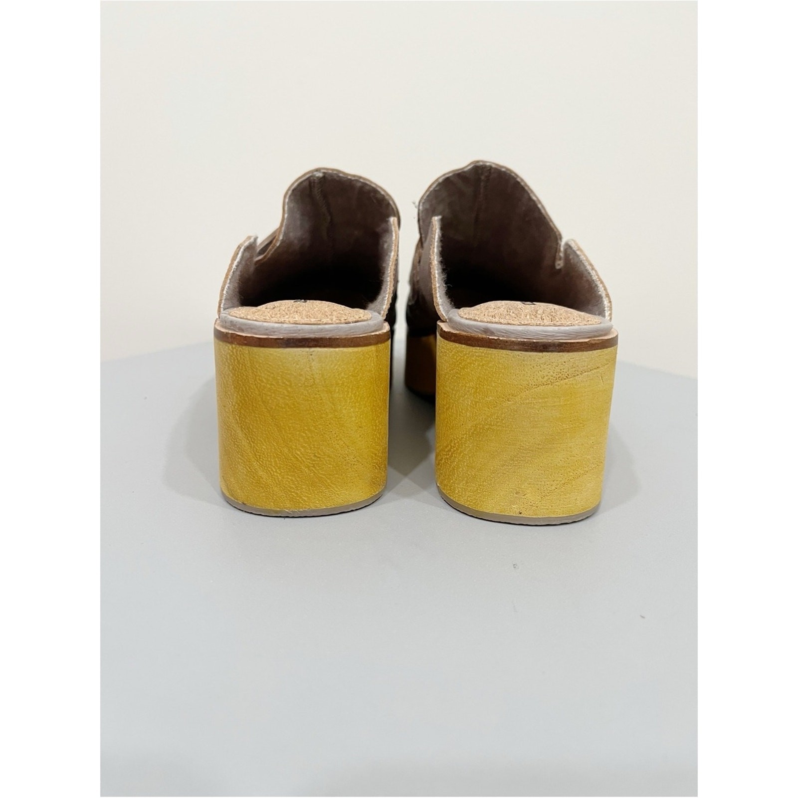 Kelsi Dagger Brooklyn Leather Platform Mule Clogs Taupe Pink Wooden Wedge 7.5