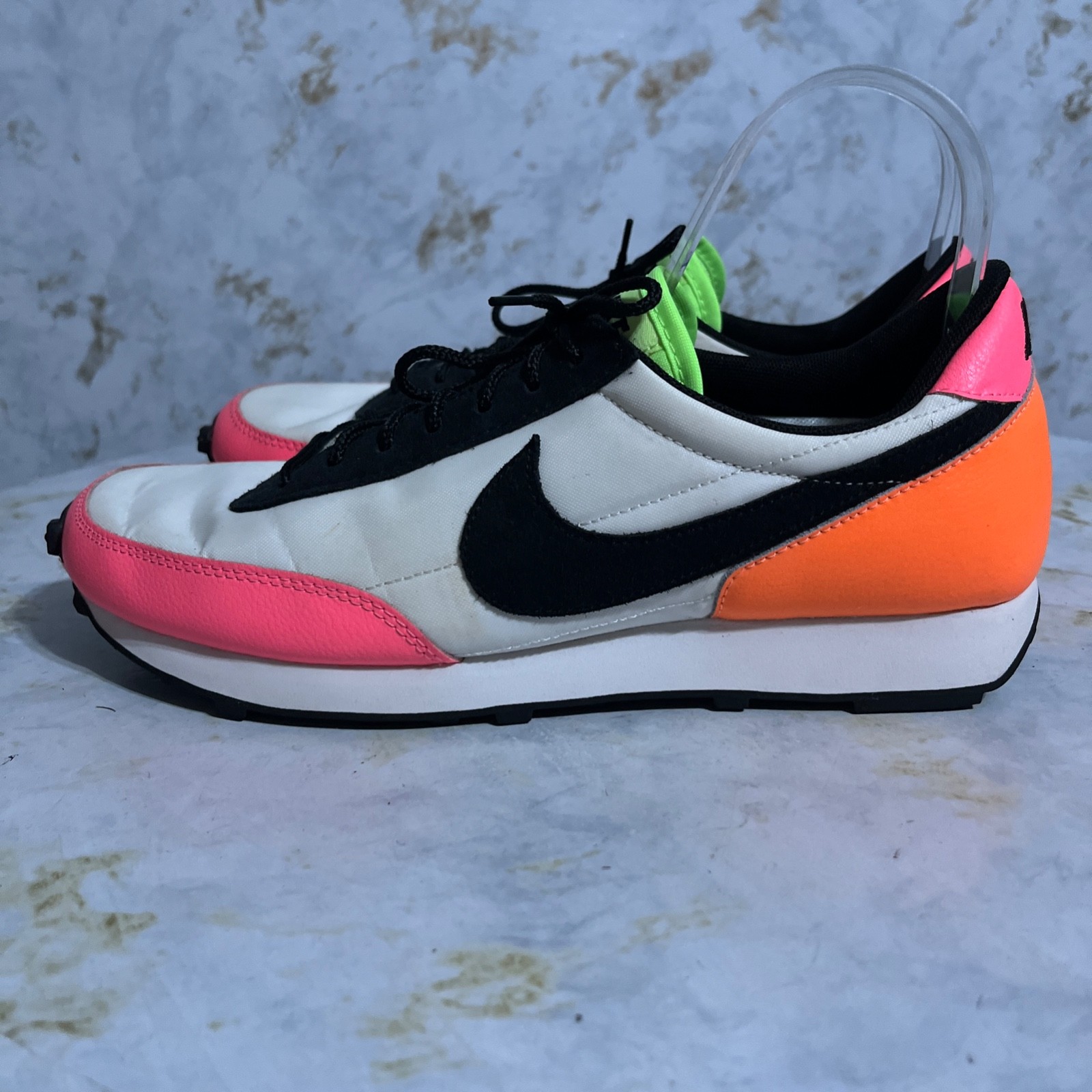 Nike Daybreak Womens Size 9 Shoes White Pink Orange Athletic Low Trainer Sneaker