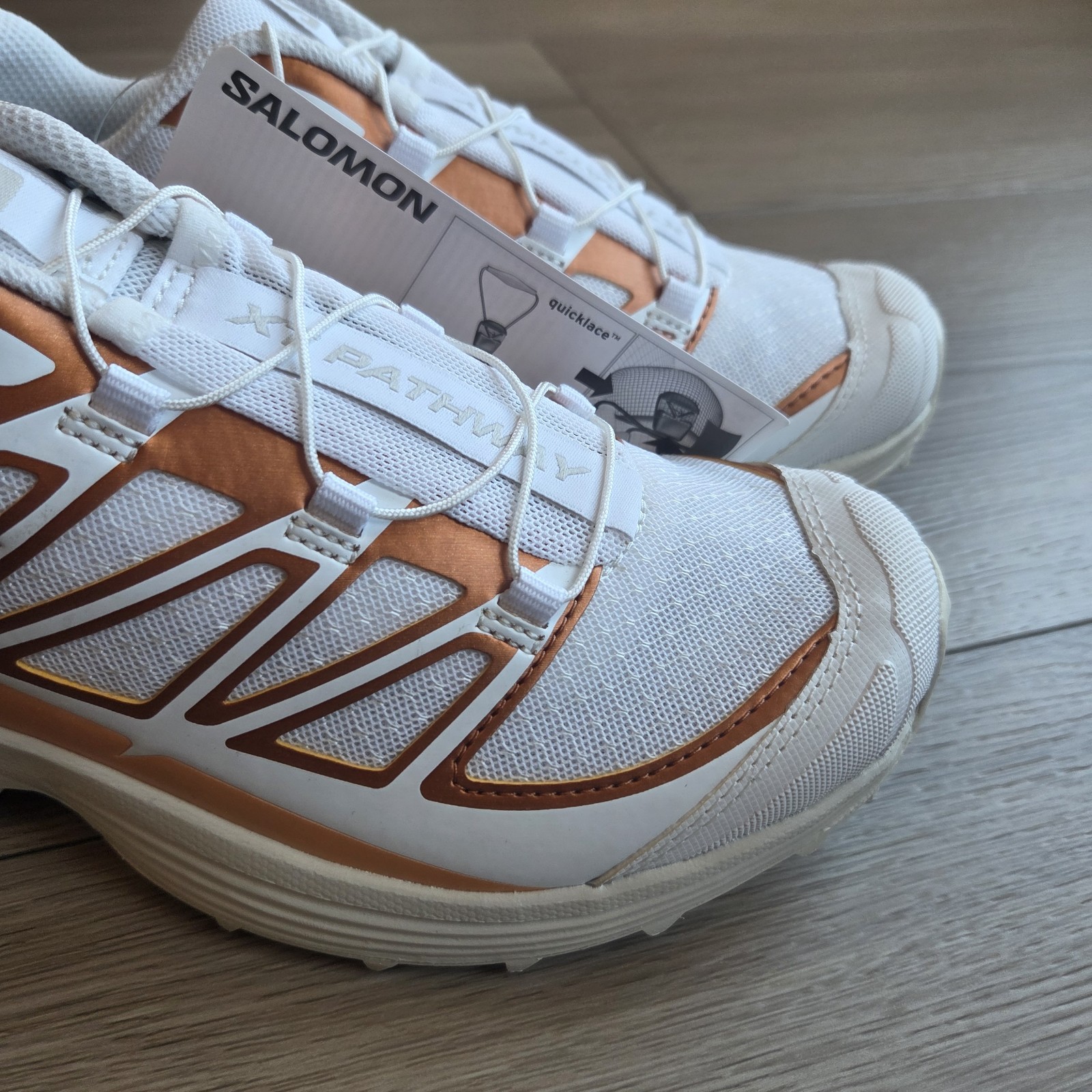 Salomon XT Pathway Metallic Trail Shoes Women’s 6 Men’s 5 White Copper NIB