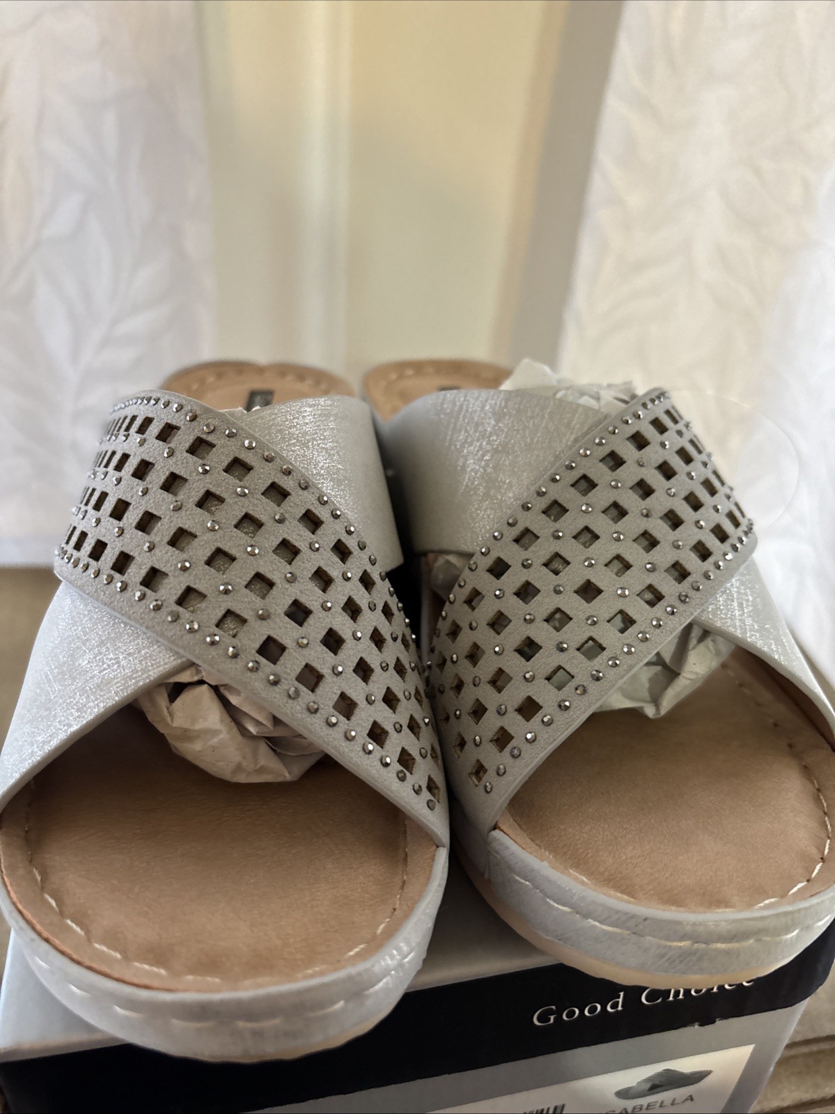 Good Choice Isabella Shoes Size 6 Brand New With Tags Silver