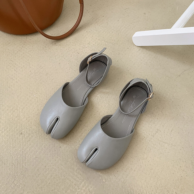 Women Flat-Bottom Split-Toed Sandals Shoes Summer Ankle Strap Comfort Shoes