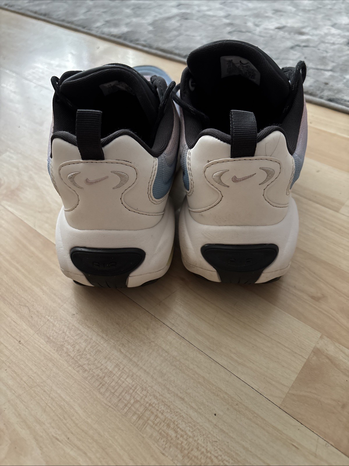 Nike Air Max Portal Dawn Women’s Size 10