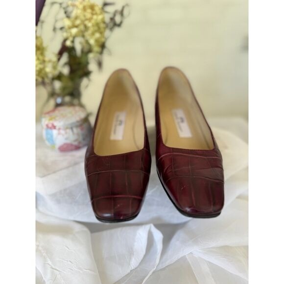 Etienne Aigner 7W Burgundy Croc Embossed Leather Block Heel Pumps Dark Academia