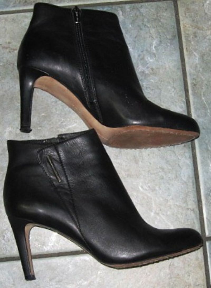 Victor Camuto Women’s 39 Wide Charlotte Black Soft Leather Zip Ankle Booties 9W