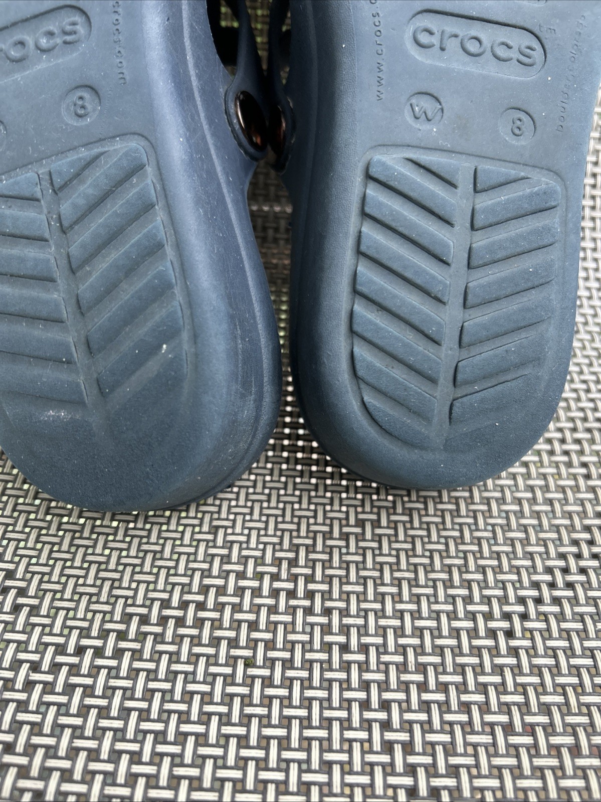 Crocs Sanrah Circle Wedge Flip Sandal Women’s Size 8 Navy Blue/Graphite