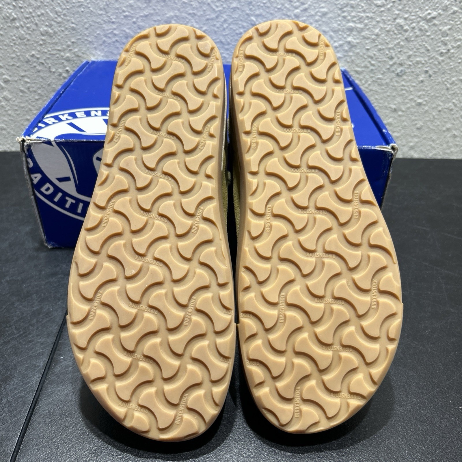 Birkenstock BEND LOW Khaki Suede Comfort Sneakers EU 40 US W9 M7