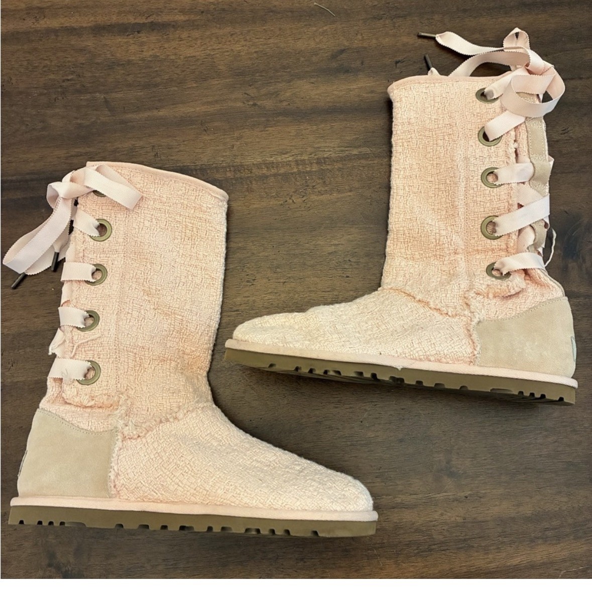 UGG Heirloom Lace Up Boots 1000693 Winter Spring Women’s Size 8 pink