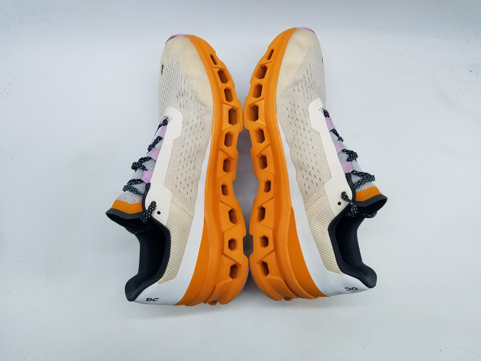 On Cloudmonster Swiss Engineering Women’s Size 11 Running Shoes *See description
