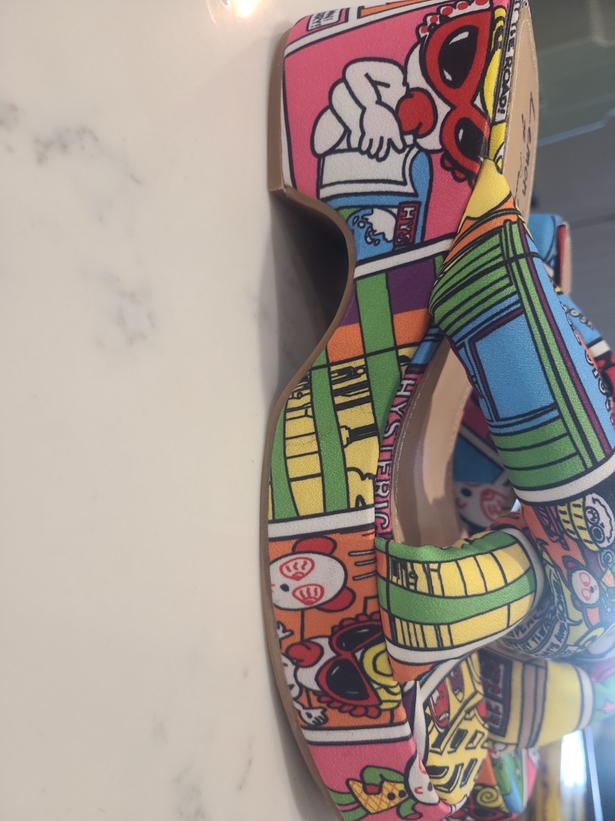 Lemon Drop By Privileged Platform Wedge Sandals 8.5 Pop Art Comic Print