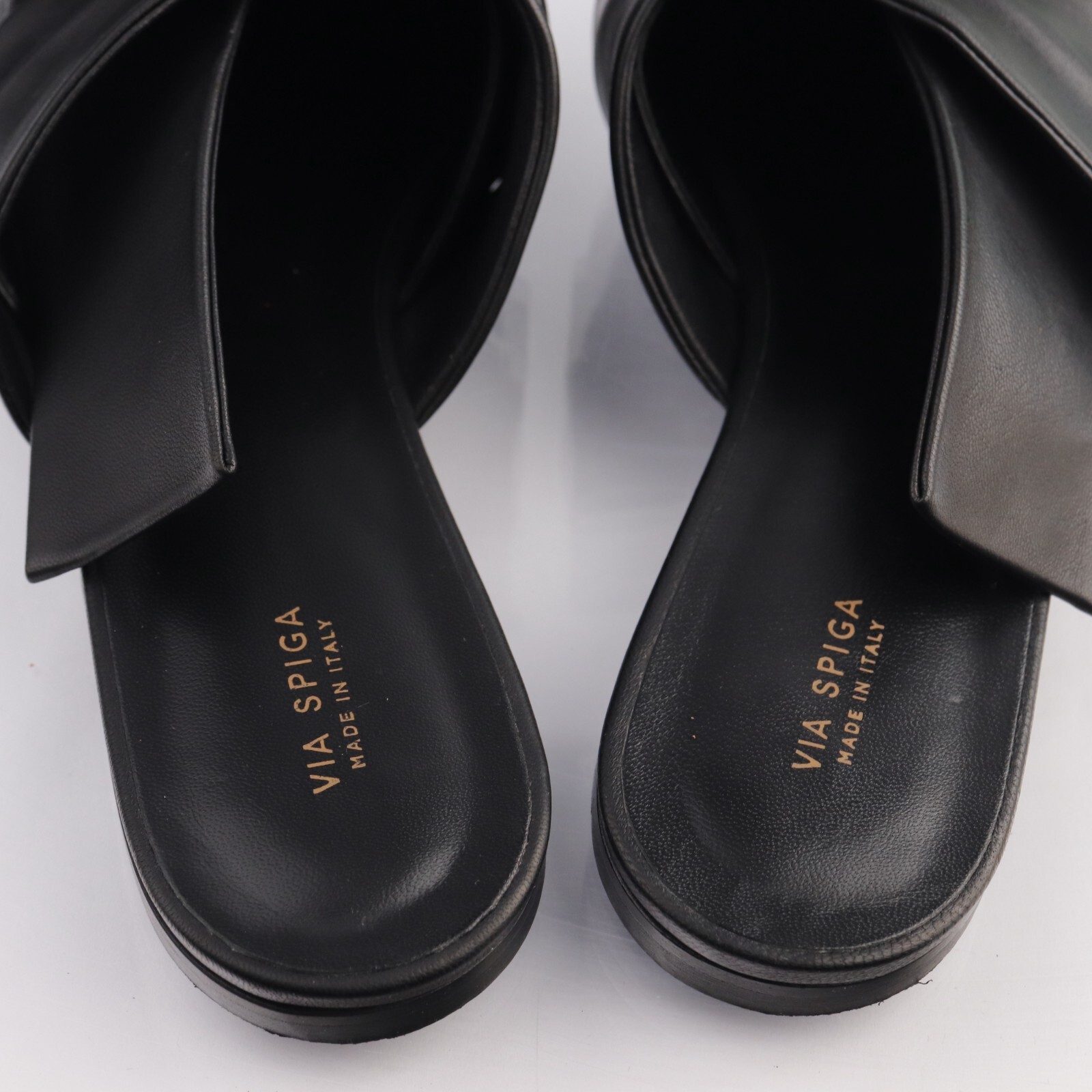Via Spiga Womens Birgit Mules Size 8.5 M Black Leather Pointed Shoes Flats Italy