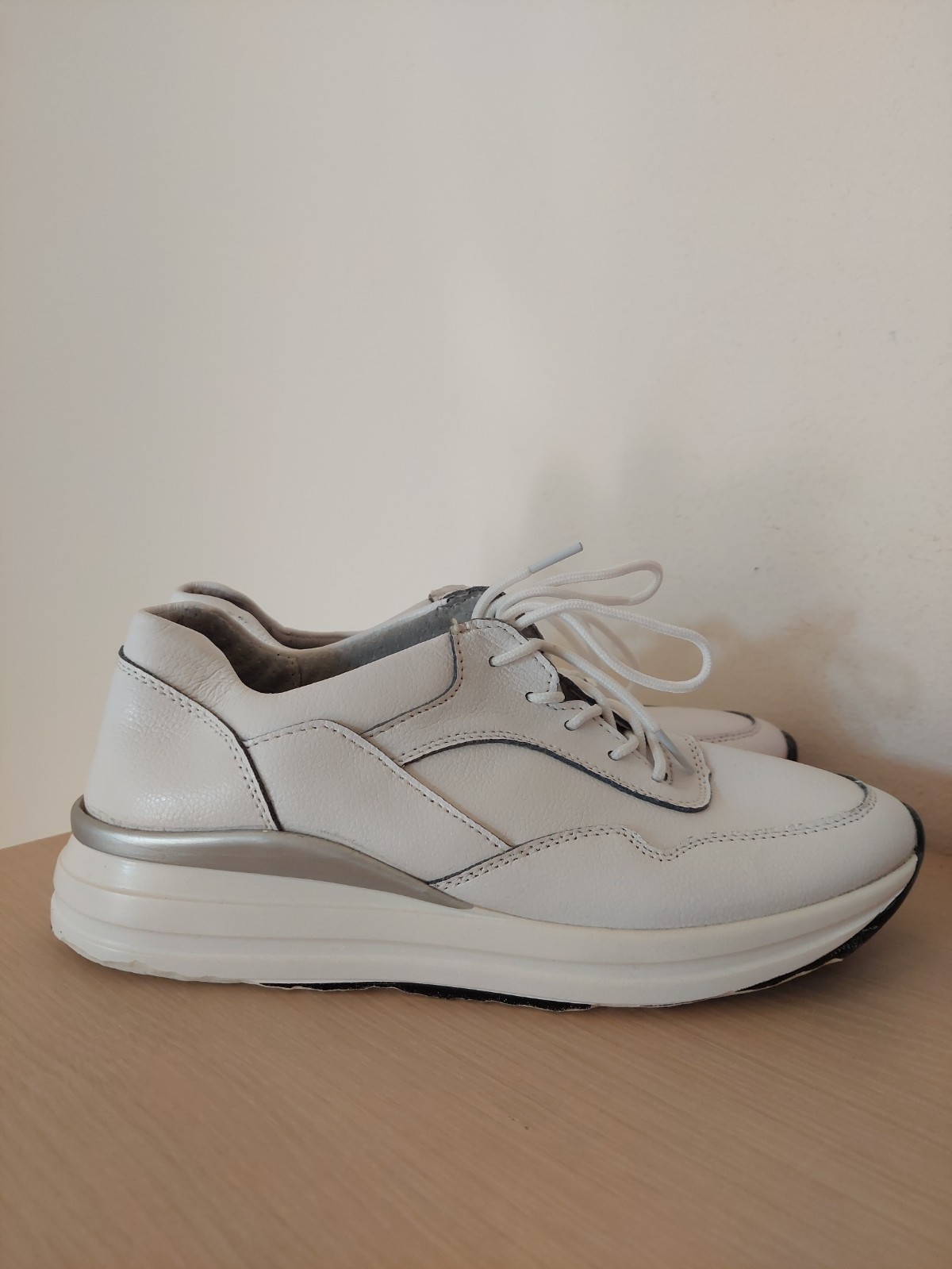 Angel Blue White Leather Sneakers EU 39 Chunky Casual Shoes With Box