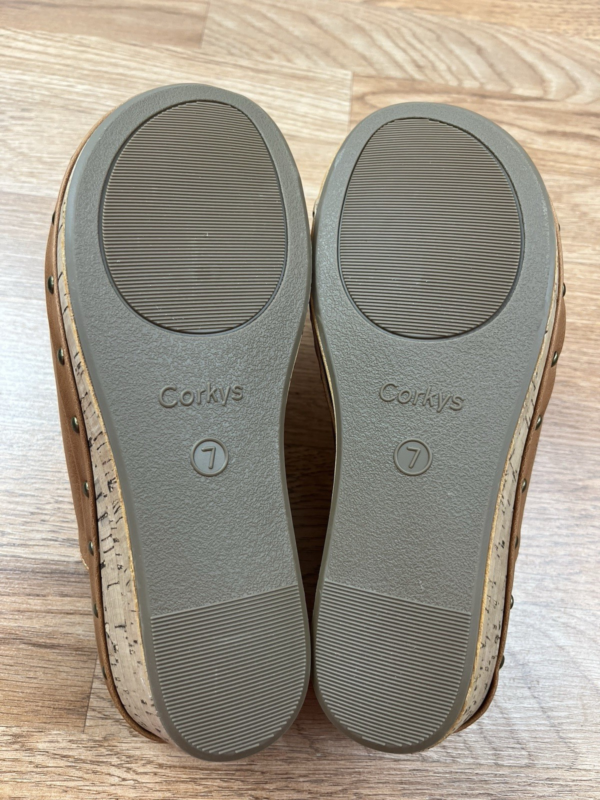 Corkys Footwear Marley Wedge Clogs in Cognac Women’s Size 7 NEW