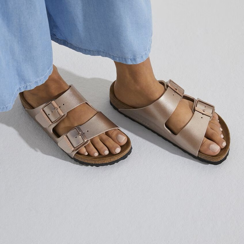 BIRKENSTOCK ARIZONA COPPER WOMEN’S MEDIUM/NARROW WIDTH SLIDE SANDALS