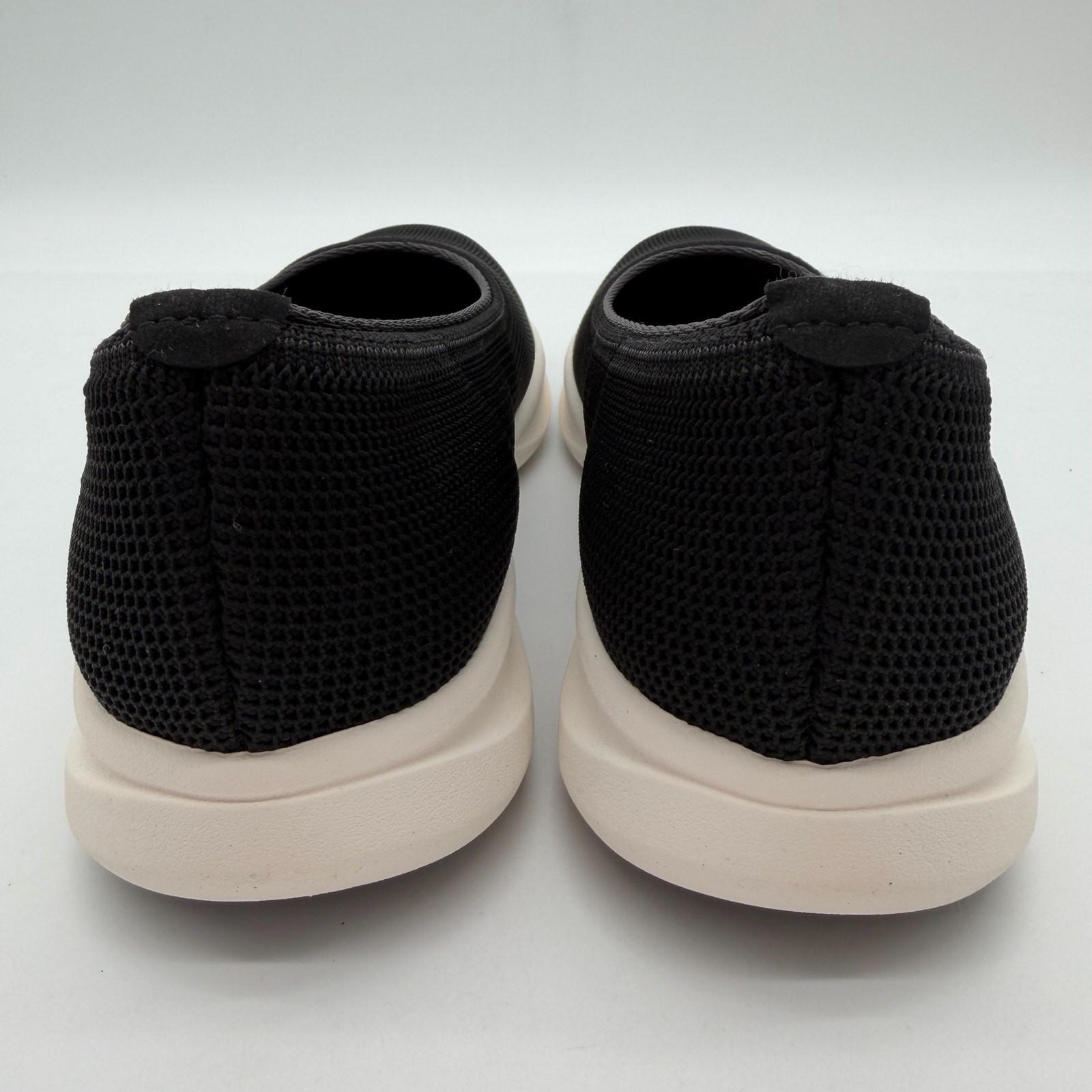 Vivaia Izabel Walker Pro Hybrid Comfort Support Knit Water RPT Flats Black 10.5