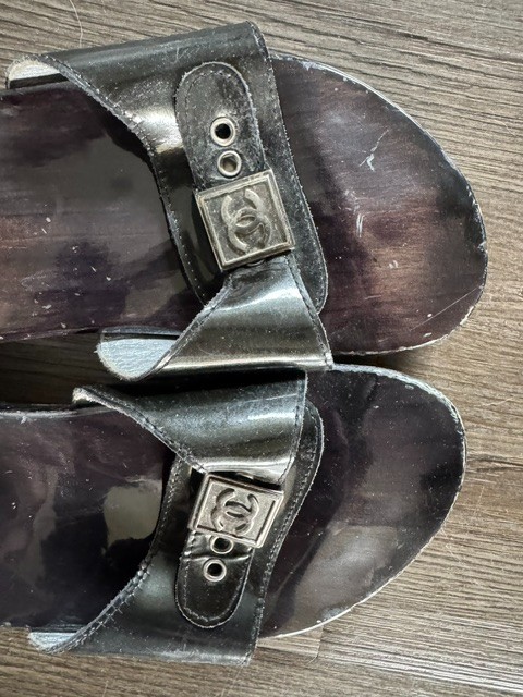 CHANEL Sandals Mules black patent leather size 6.5 US (37) used
