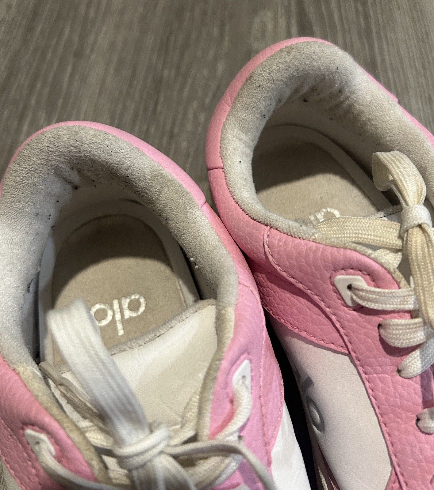Alo Yoga Pink & White Recovery Mode Platform Sneakers Size 9 Women’s Cushion