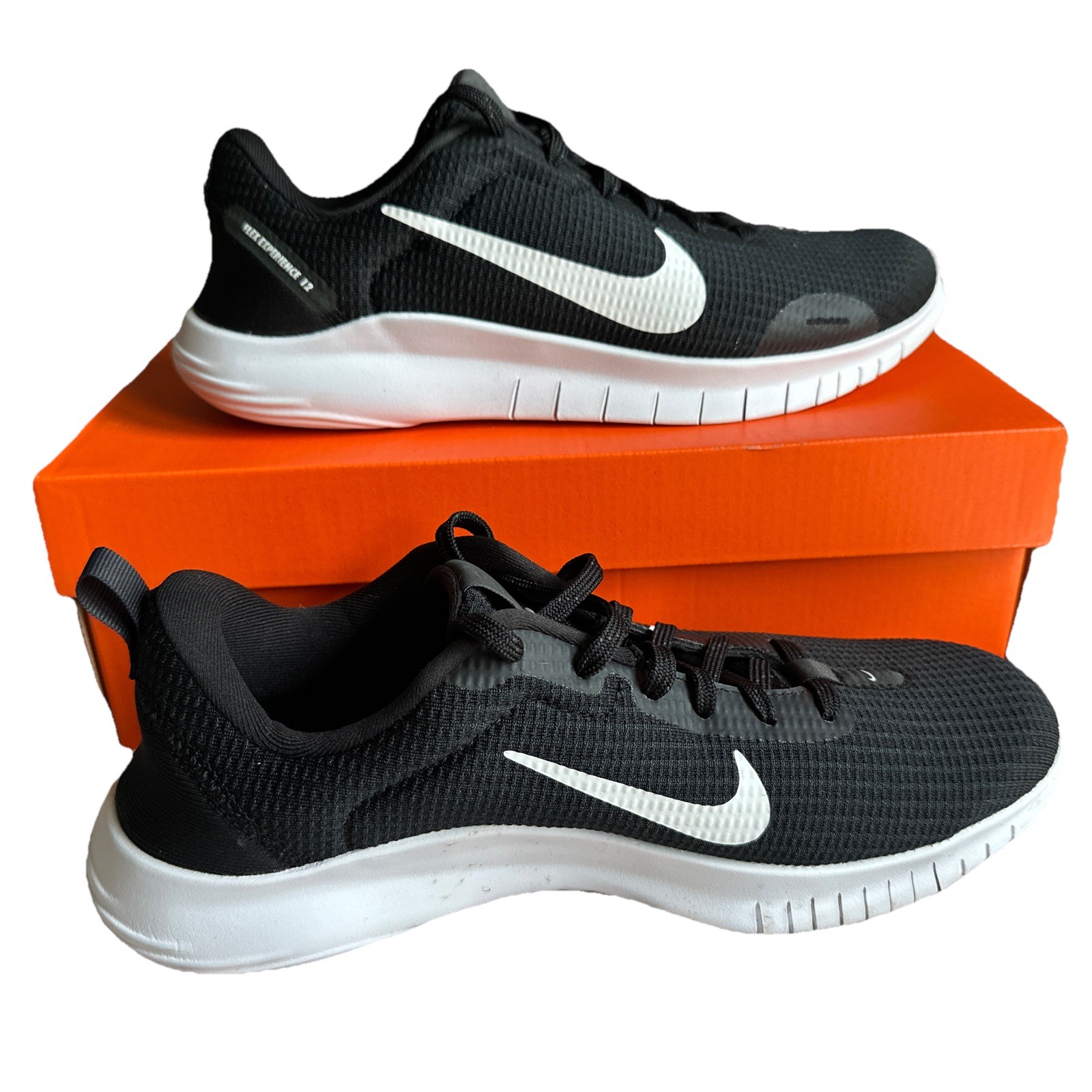Nike Flex Experience Run 12 Black White Size 9.5 DV0746-004