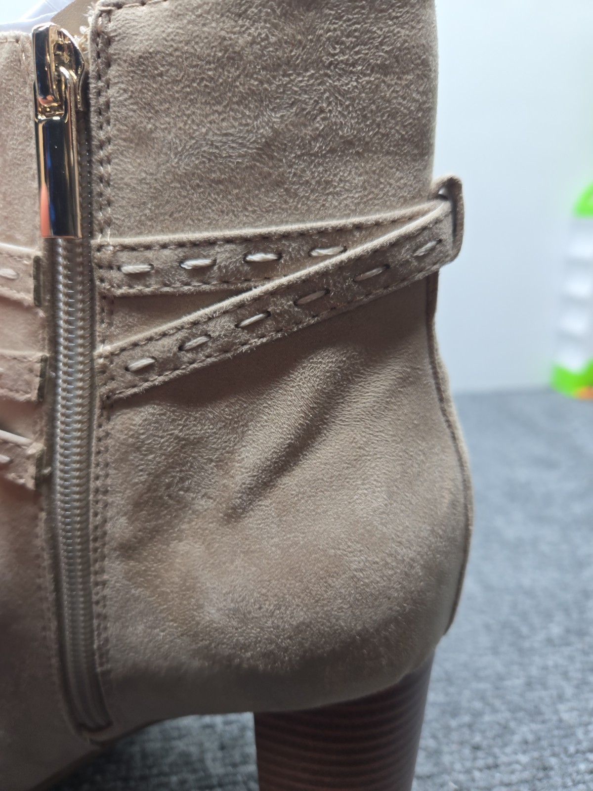 Bandolino Boots 9.5 Nude