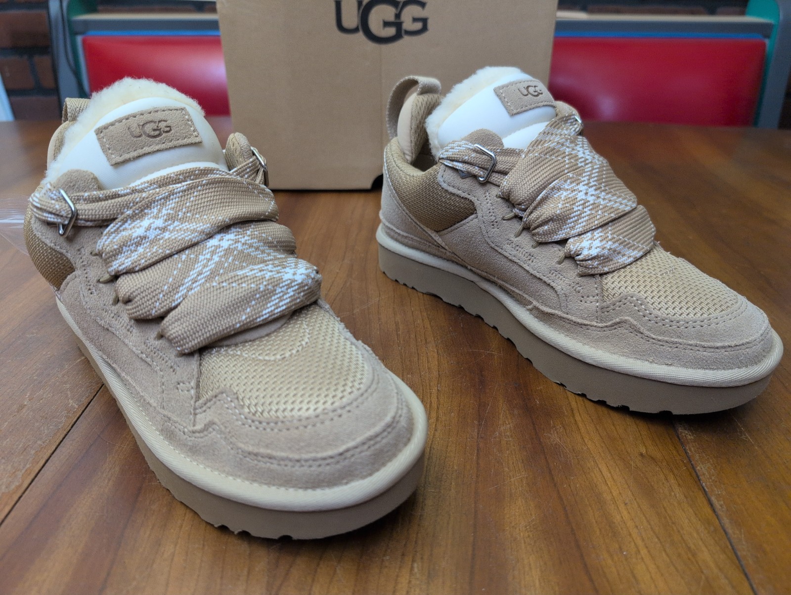 UGG Women’s Lowmel Sneakers in Sand Suede Sz 7 NEW 1144032 Faux Fur Lined
