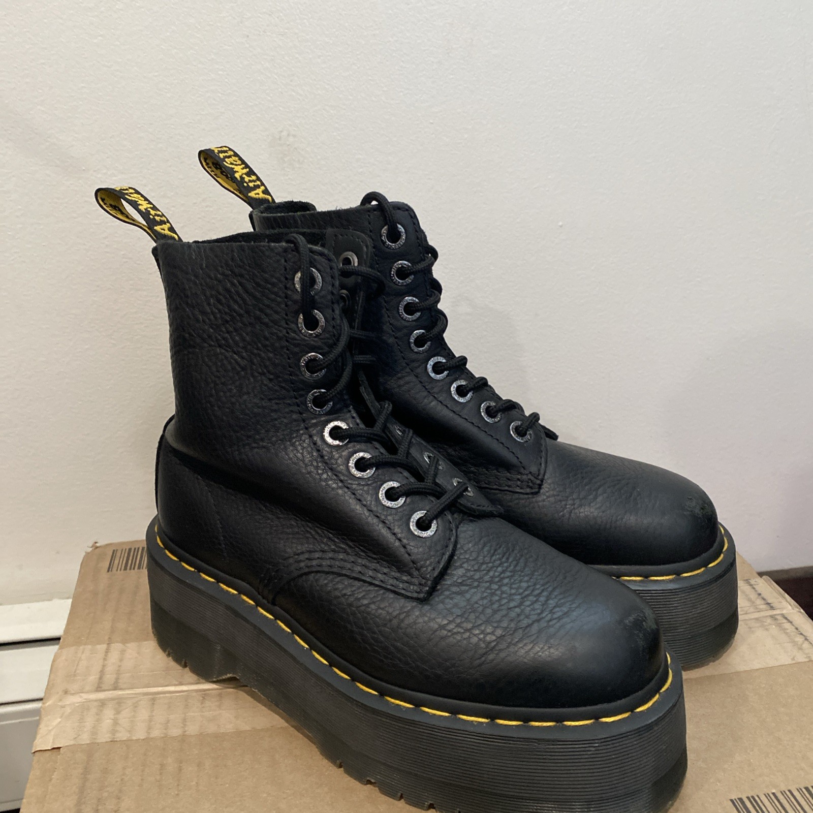 Dr Martens 1460 Pascal Max Women’s Platform Leather Pisa Boots Black Size 7 EUC