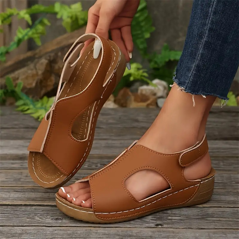 Slippers for Women Wearing Flip Flops for Summer, New Sandals for Women