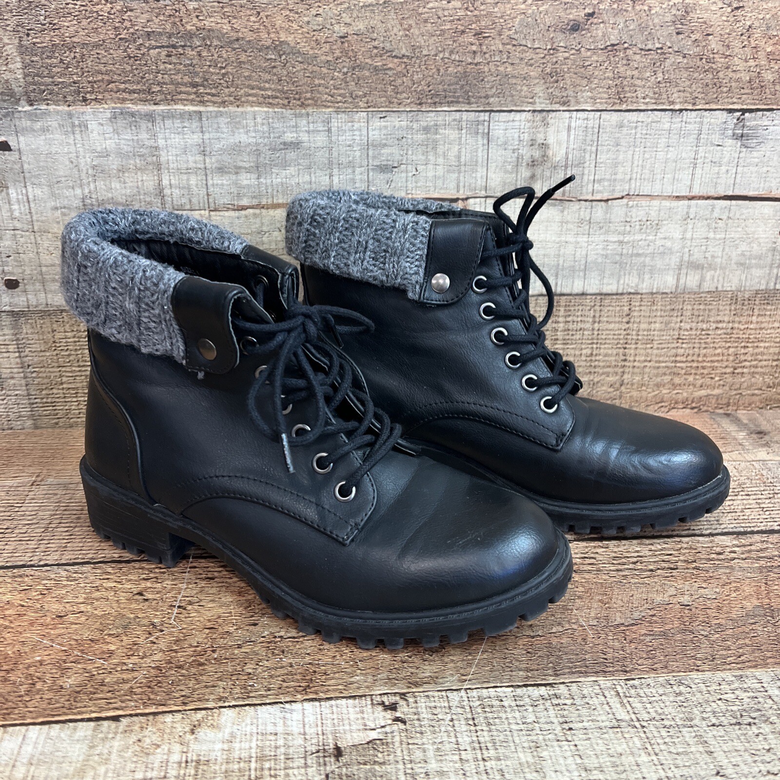Celebrity NYC Bootie Girls Size 6