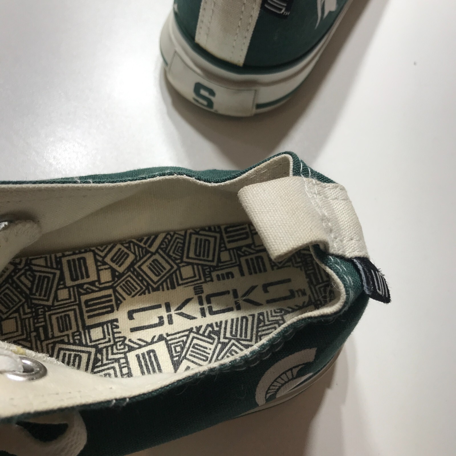 Skicks Sneaker Shoes Womens 8 Michigan Spartans Green Retro Lace Up Casual