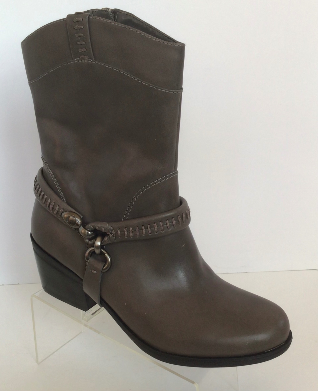 B. MAKOWSKY Hudson Leather Western Boots w/Removable Harness (Size 6.5 M)