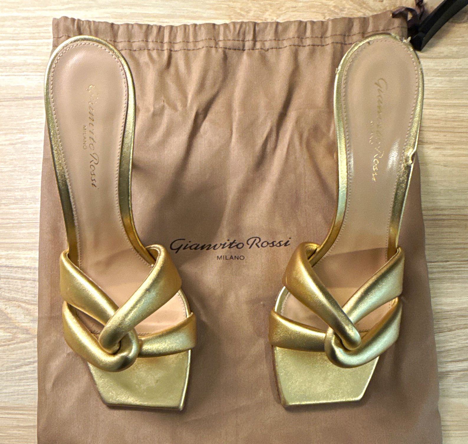Gianvito Rossi Gold Leather Knot Open Toe Slip On Mule Stiletto Heels 7.5