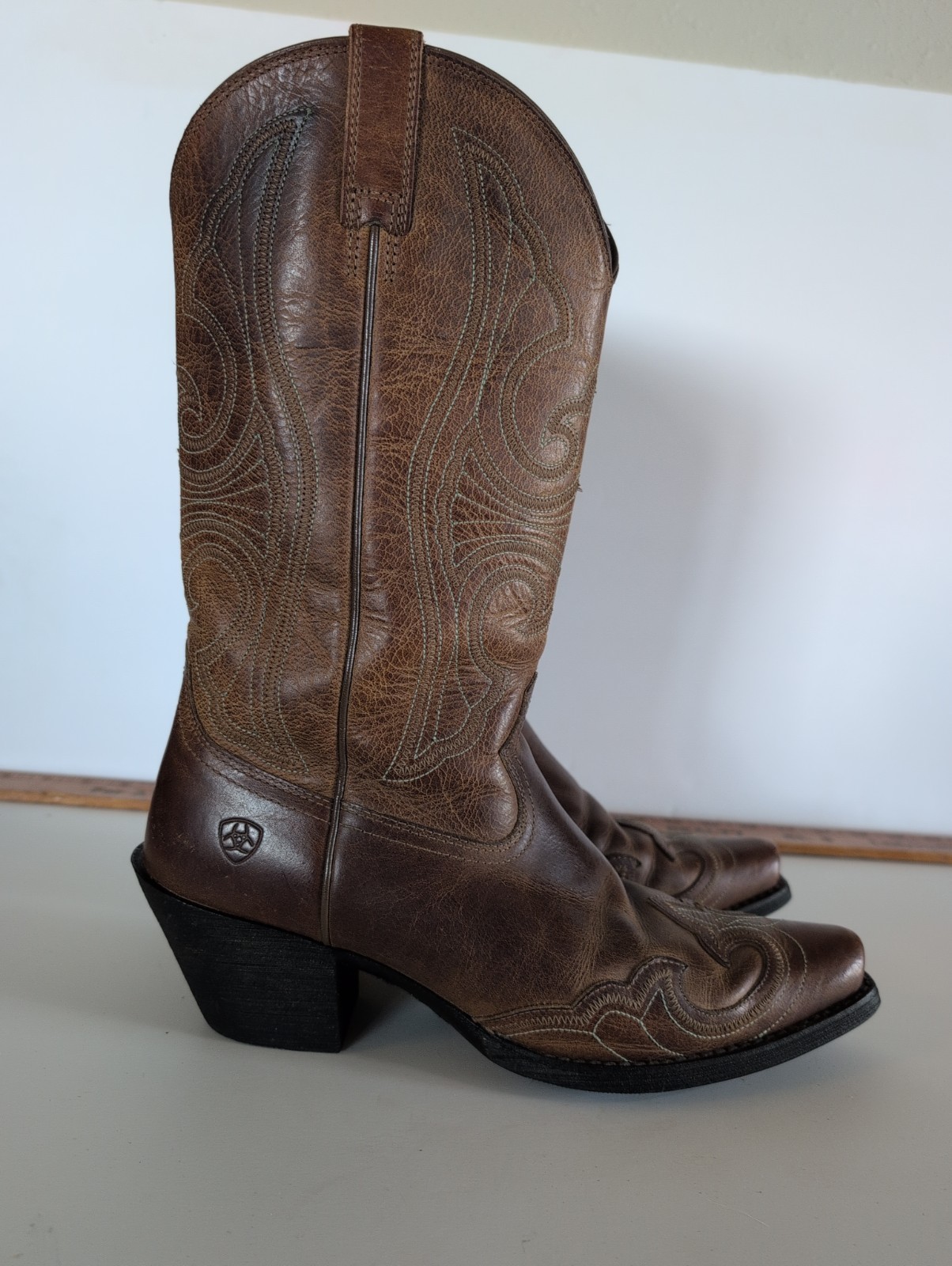Ariat Womens Round Up Brown Wingtip Snip Toe Boots 4LR Size 9 B 10015290 Classy