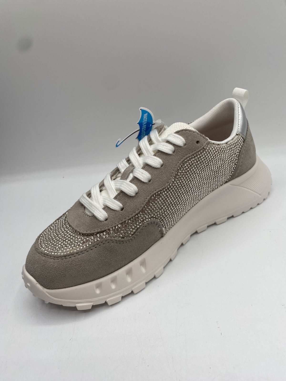 Aqua College Women’s Light Grey Luster Lace Up Low Top Sneakers Size 6.5 M NWB