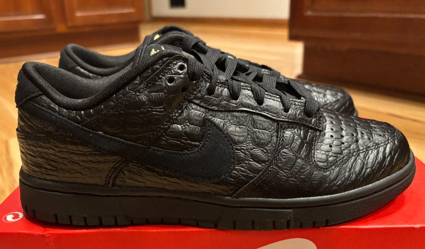 Nike Women’s Dunk Low SS Croc Black Metallic Gold HV4388 001 Size 9.5