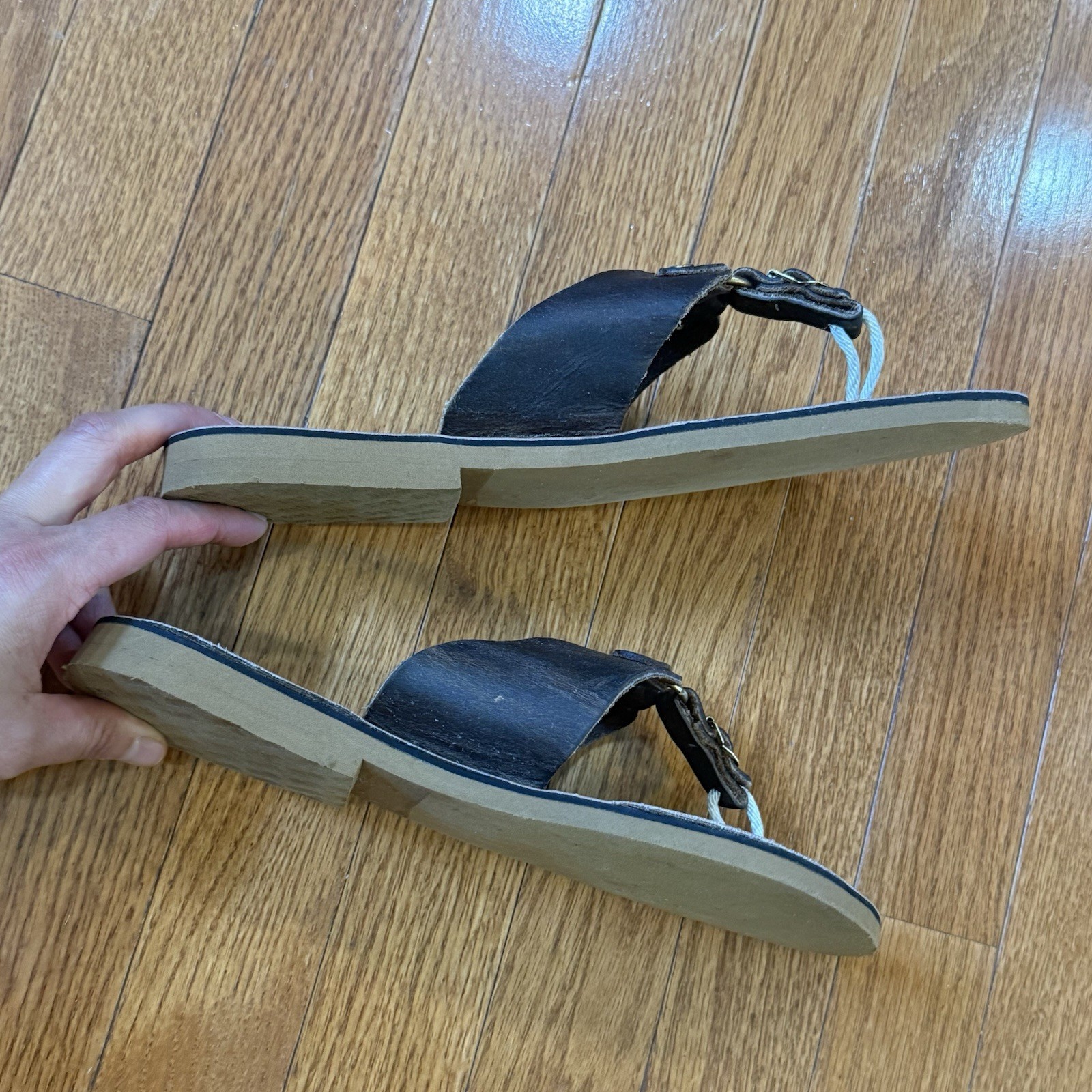 KINO Key West Womens 9 Australiano Leather Thongs Flop Flops Sandals Made In USA