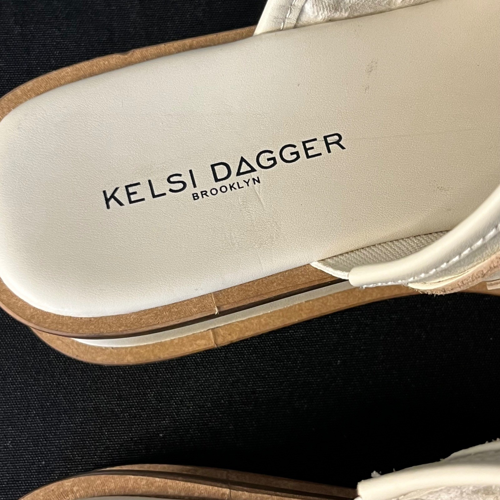 Kelsi Dagger Brooklyn Drift Salt Platform Sandals White Leather Chain Detail