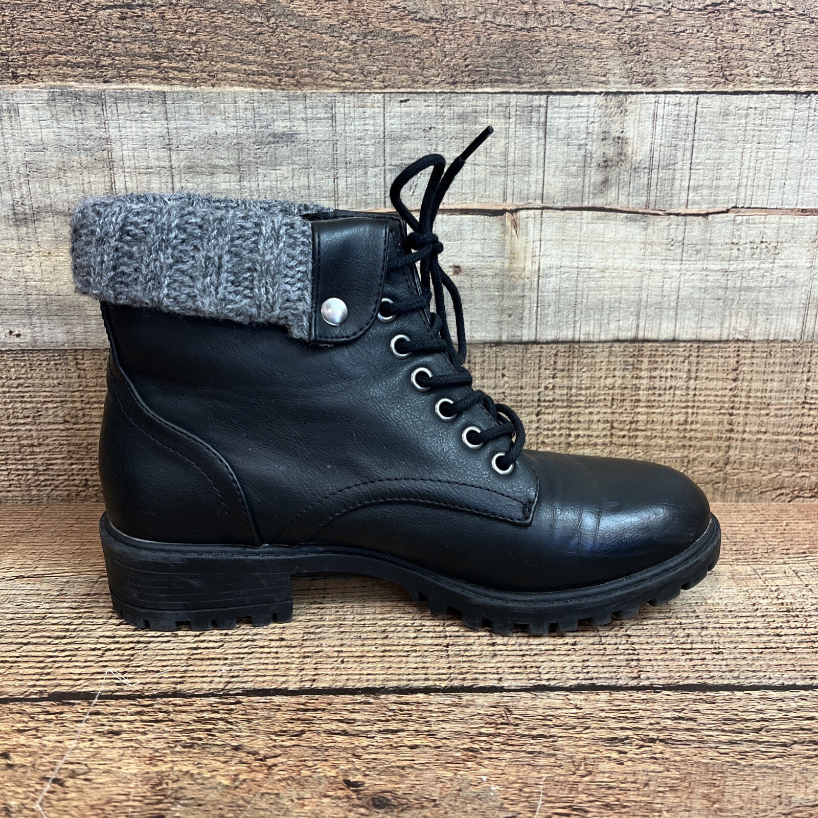 Celebrity NYC Bootie Girls Size 6