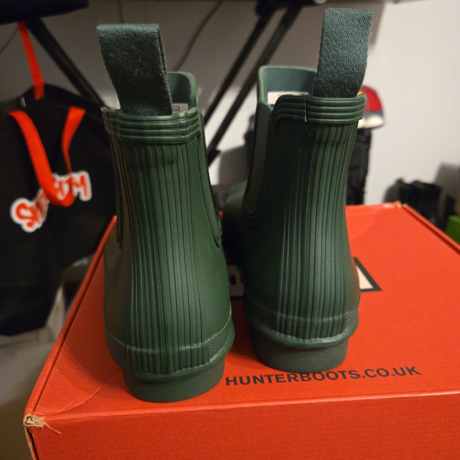 Hunter Original Chelsea Women’s Waterproof Rain & Farm Boots (Hunter Green)