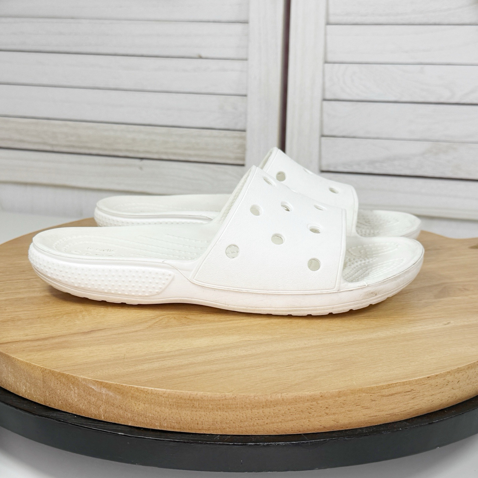 Crocs Classic Slides Sandals Perforated White 5 Mens 7 Womens Shower Beach Pool